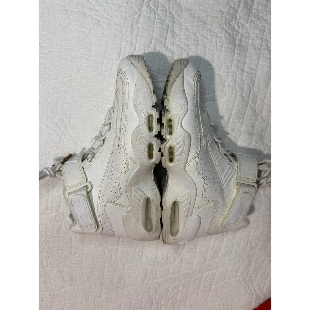 Nike Air Griffey Max 1 Triple White InductKid Ken Griffey Jr's HOF Size 10.5